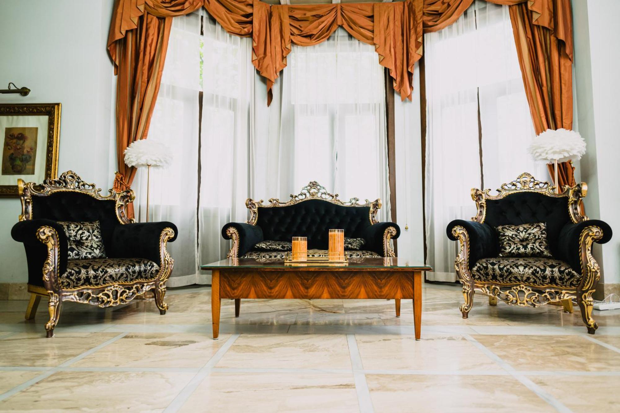 Vigo Hotel Плоещ Екстериор снимка